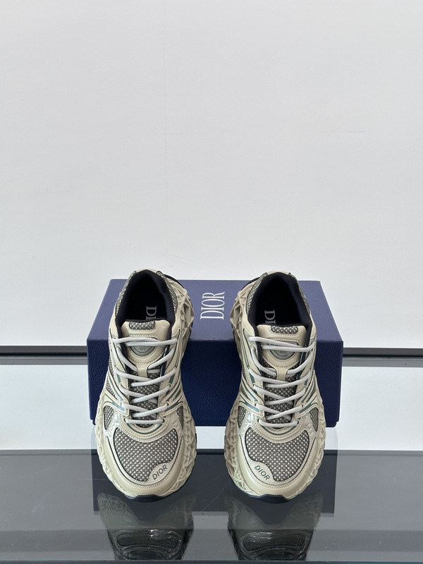 DR B35 NXXT sneaker