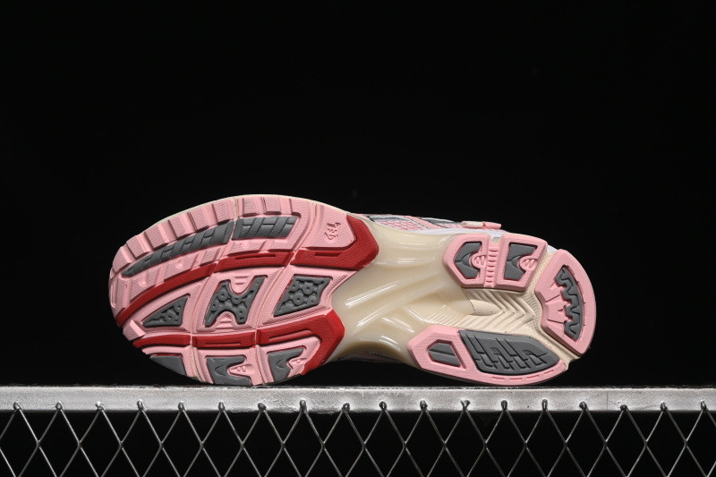 Asics Vandy the Pink Gel-Nimbus 10.1 Strawberry Cream 1203A865-702