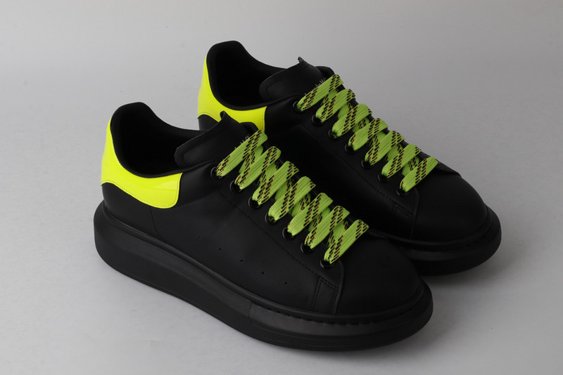 ALEXANDER MCQUEEN SNEAKER