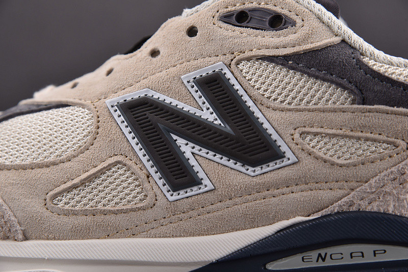 New Balance 990v3 M990AD3