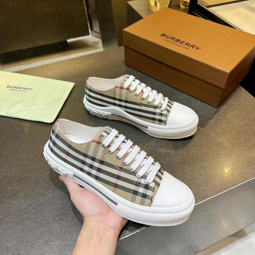 BUR SNEAKER