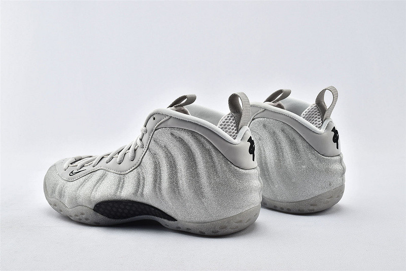 Nike Air Foamposite One AA3963 106