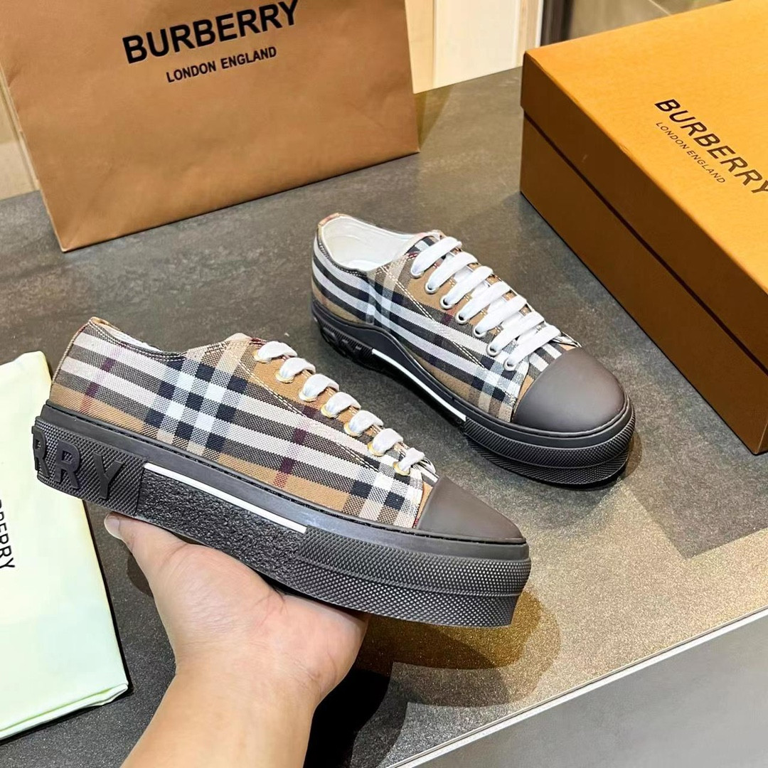 BUR SNEAKER