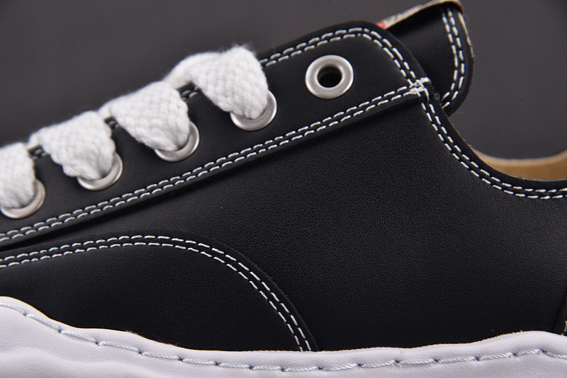 MAISON MIHARA SNEAKERS(Maison Hank OG Sole Black White)