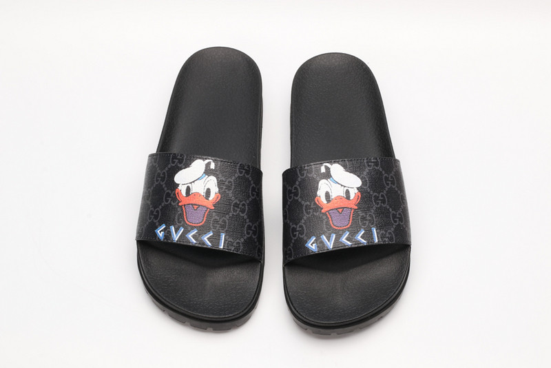 GUC LEATHER SLIDE