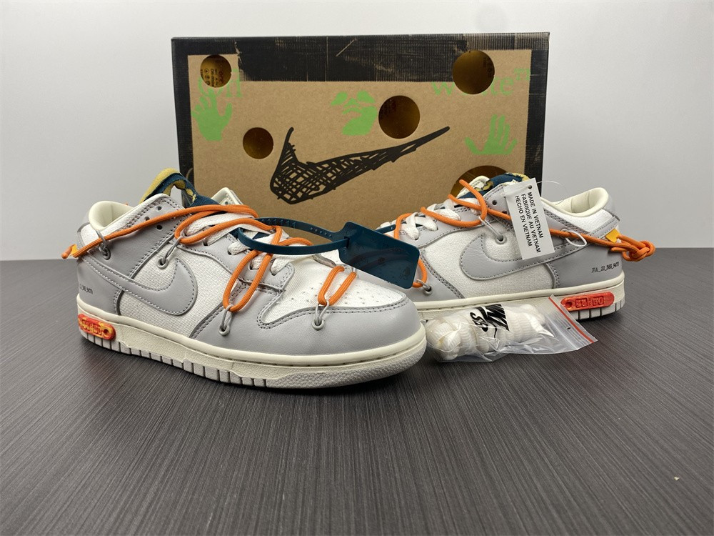NIKE DUNK LOW OW LOT 44 OF 50 DM1602-104