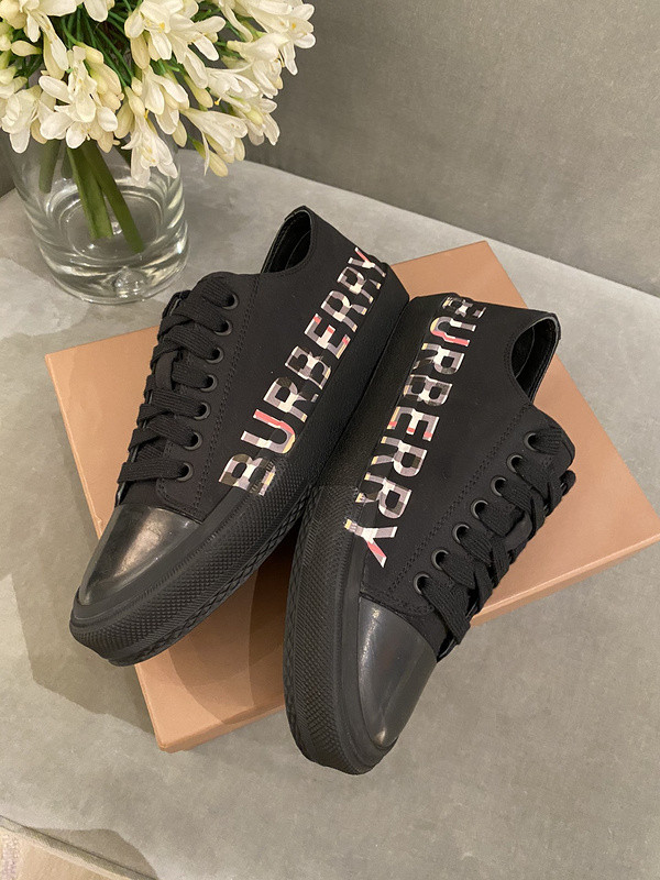 BUR SNEAKER