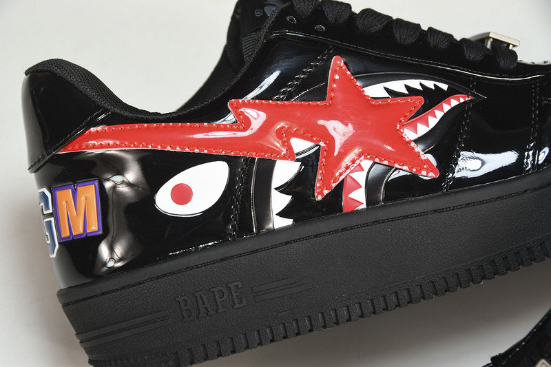 BAPE SNEAKERS