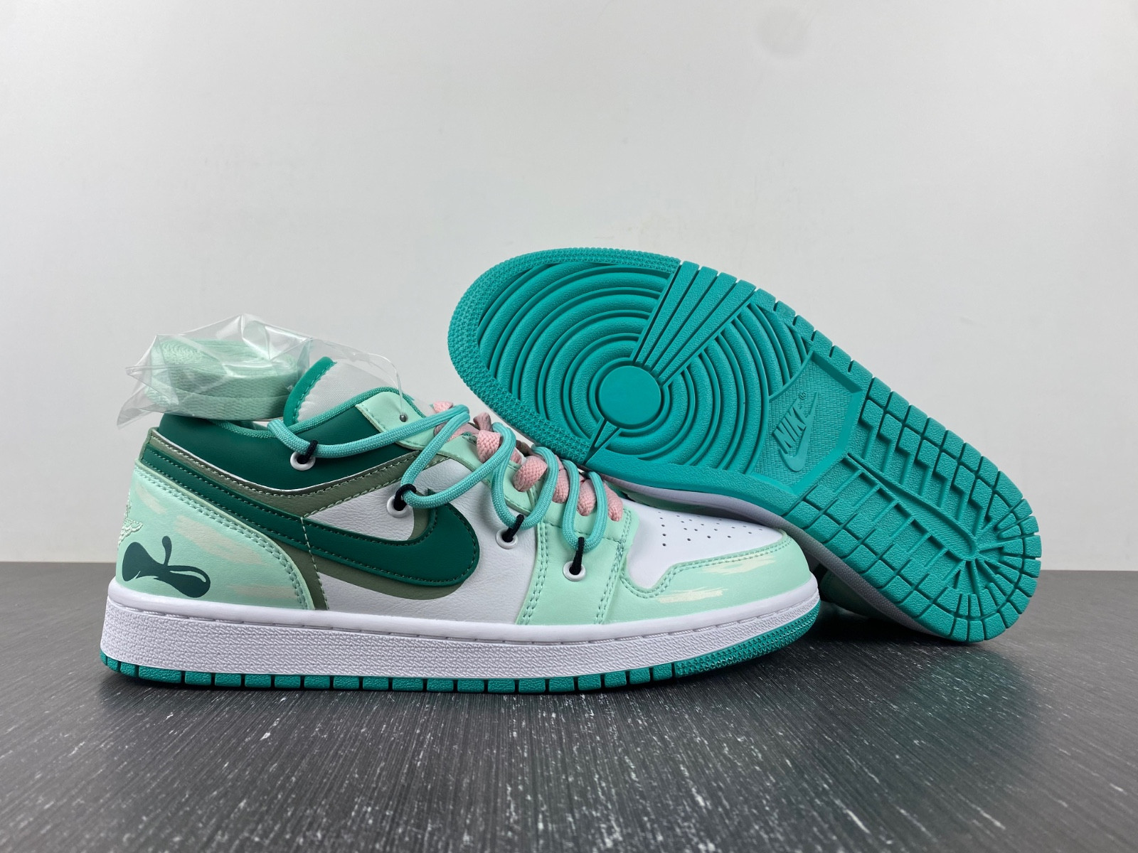 AIR JOR 1 LOW DC0774-132