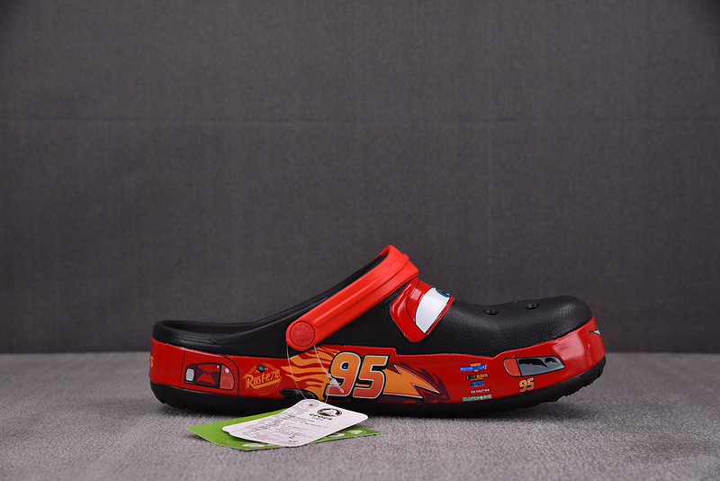 Cr*0*s classic clog