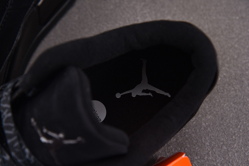 Air Jordan 3 "Black Cat" 2025 CT8532-001