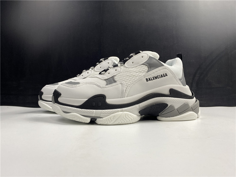 Ba*len*cia*ga gray sneaker 536737 w0901 9089