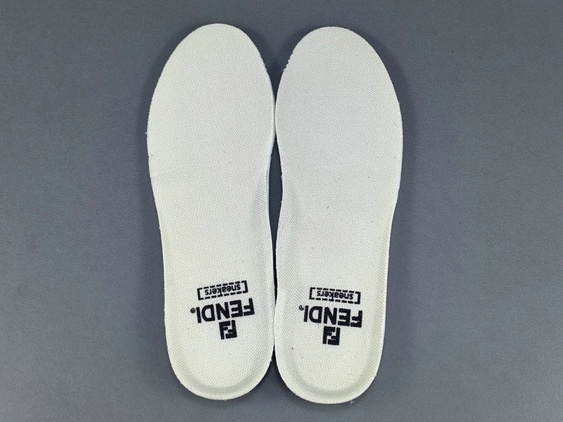 FENDI SNEAKERS