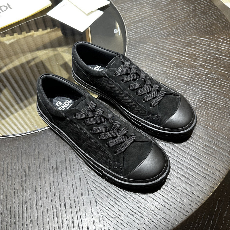 FENDI SNEAKERS