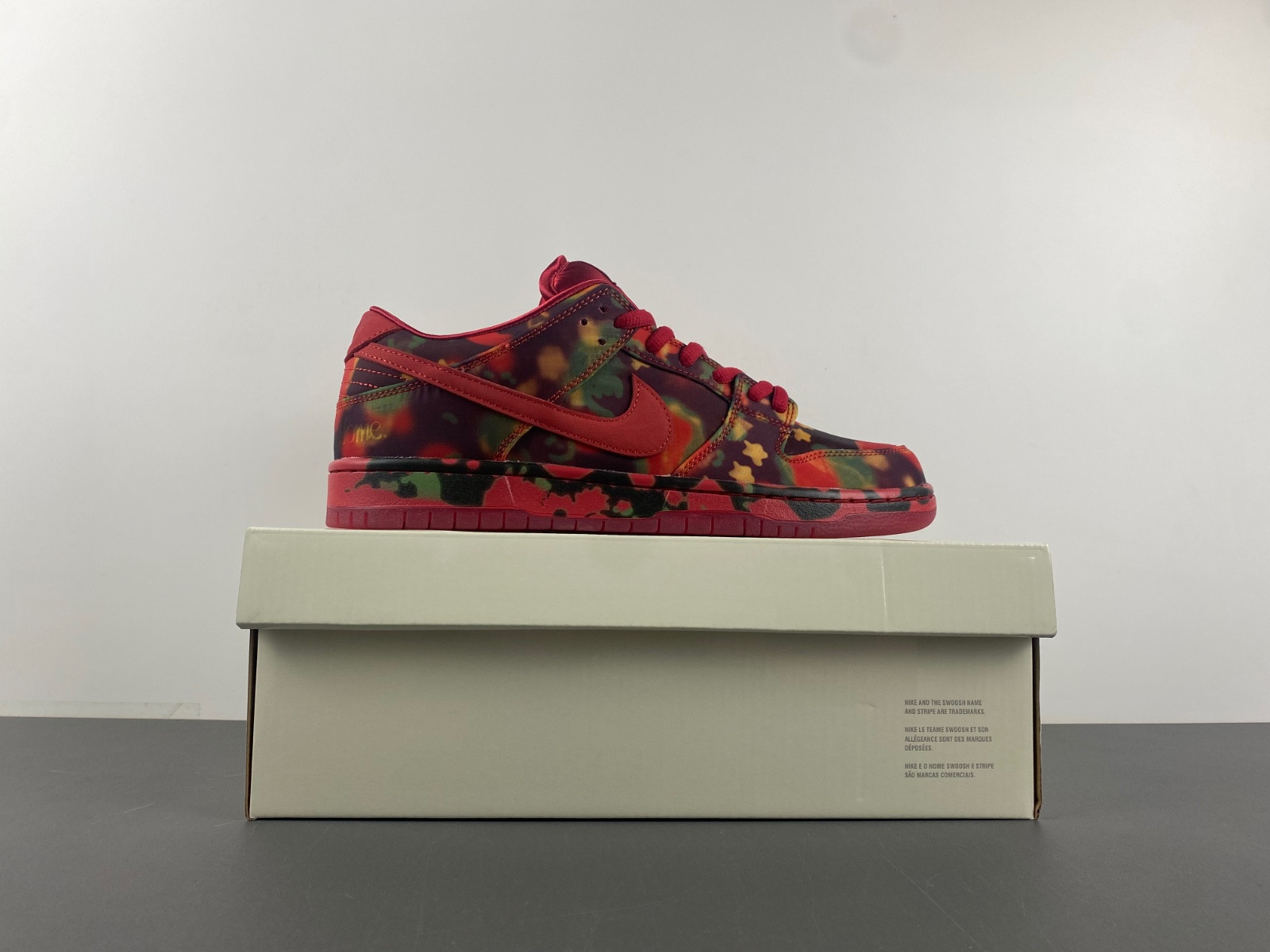 The Wizard of Oz Nike SB Dunk Low FZ1291-600