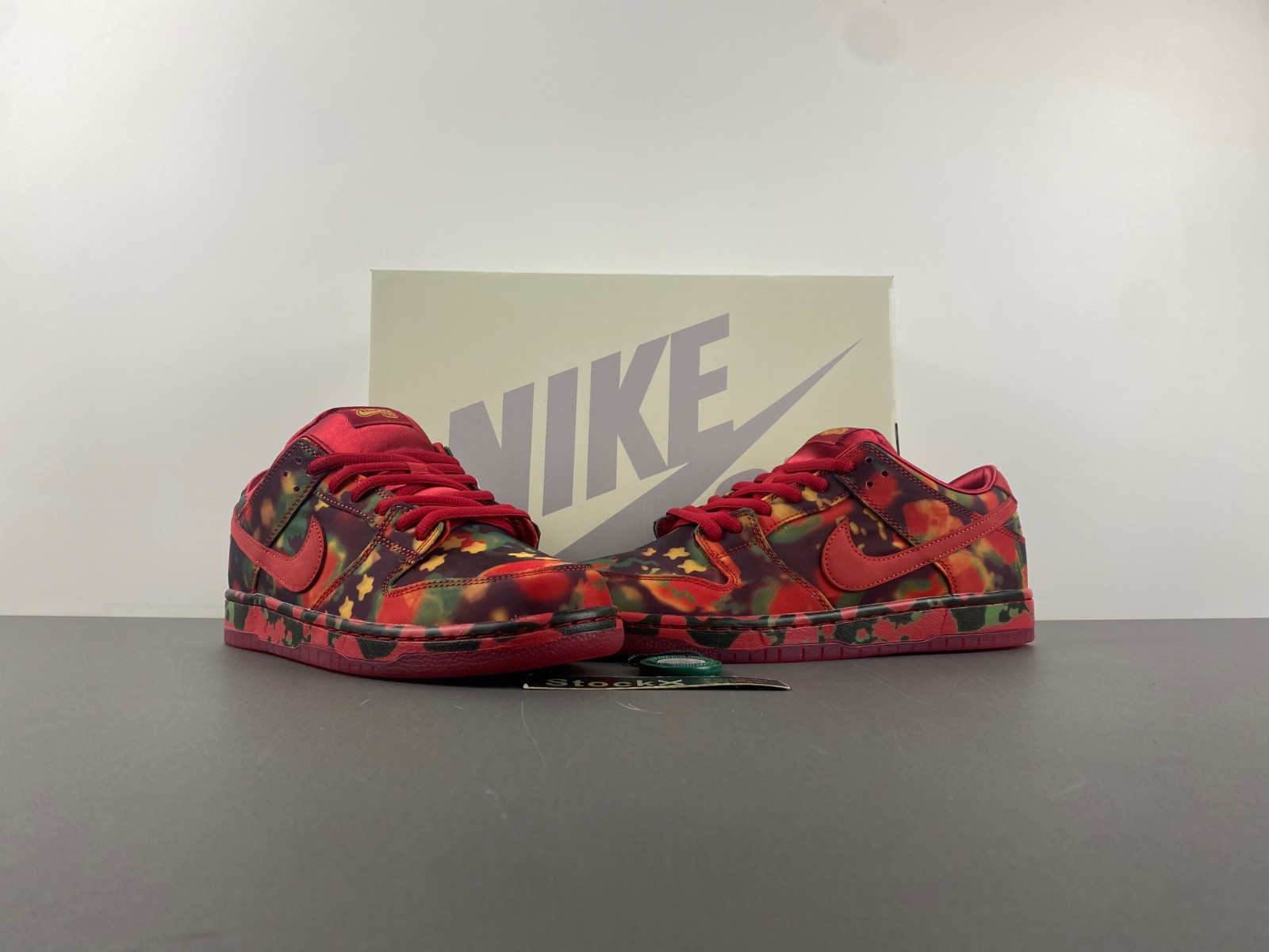 The Wizard of Oz Nike SB Dunk Low FZ1291-600