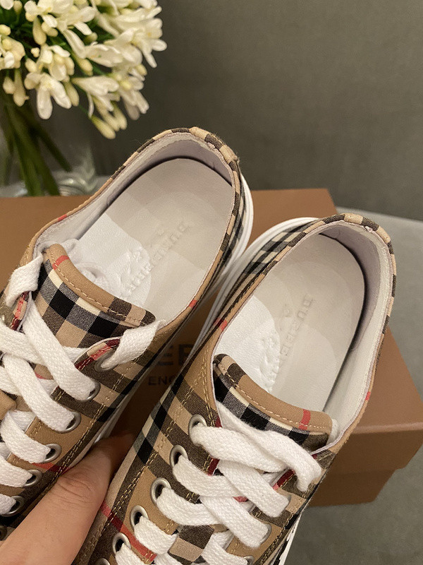 BUR SNEAKER