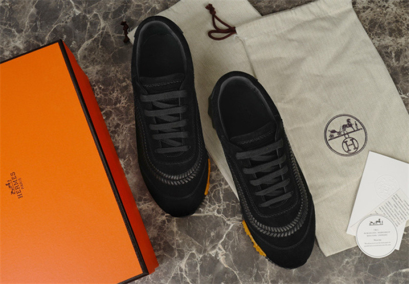 H*ER*MES SNEAKER