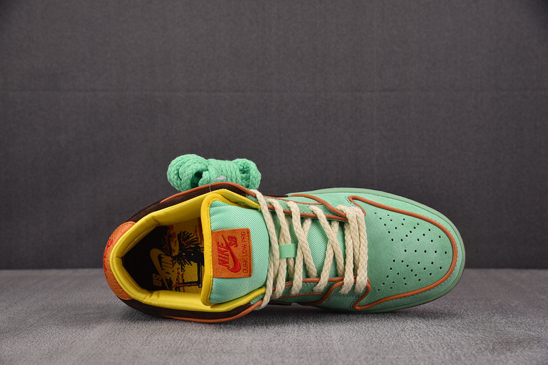 Nike SB Dunk Low "Rodeo" HF3058-300