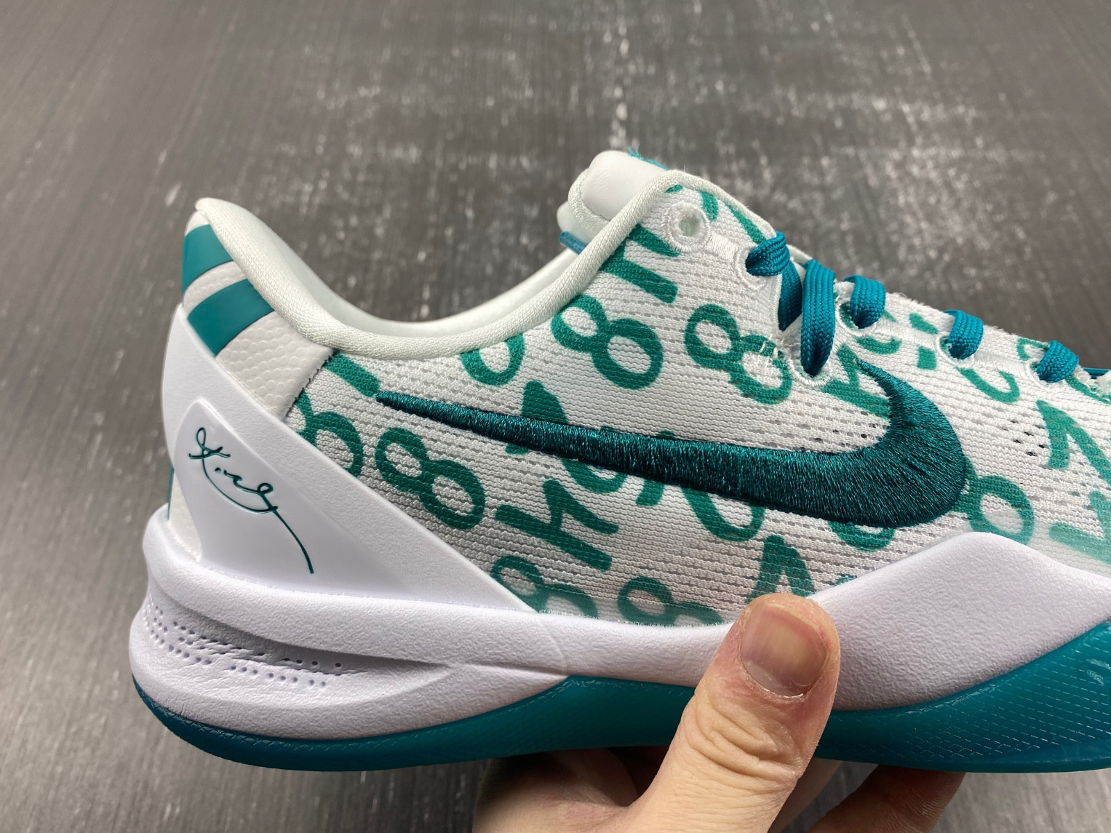 Nike Kobe 8 Protro