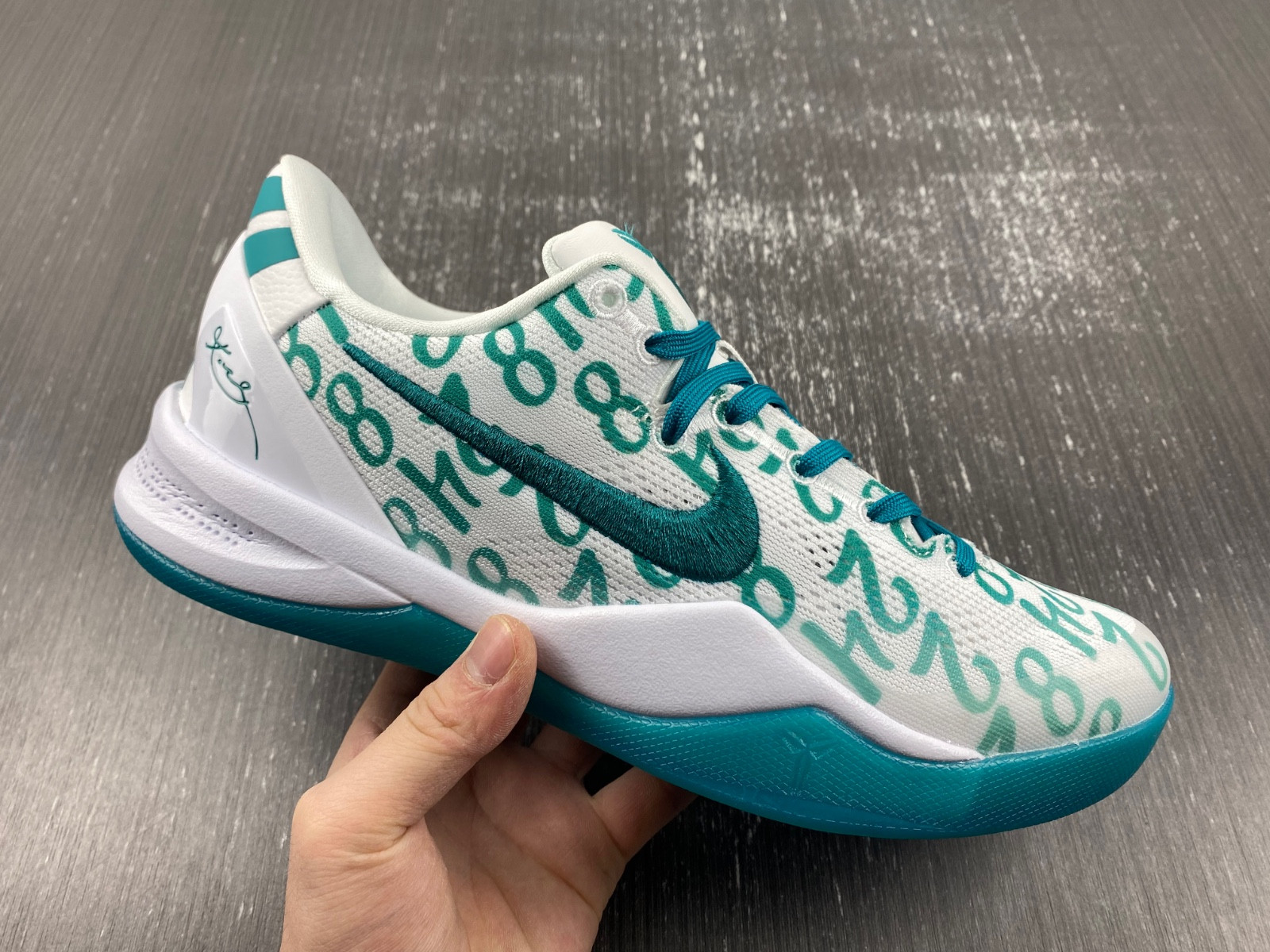 Nike Kobe 8 Protro