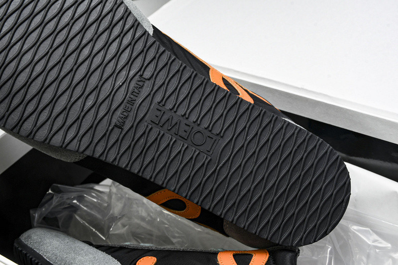 Loewe Ballet Runner