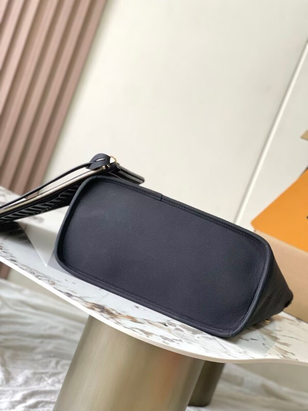 LV Neverfull Inside Out