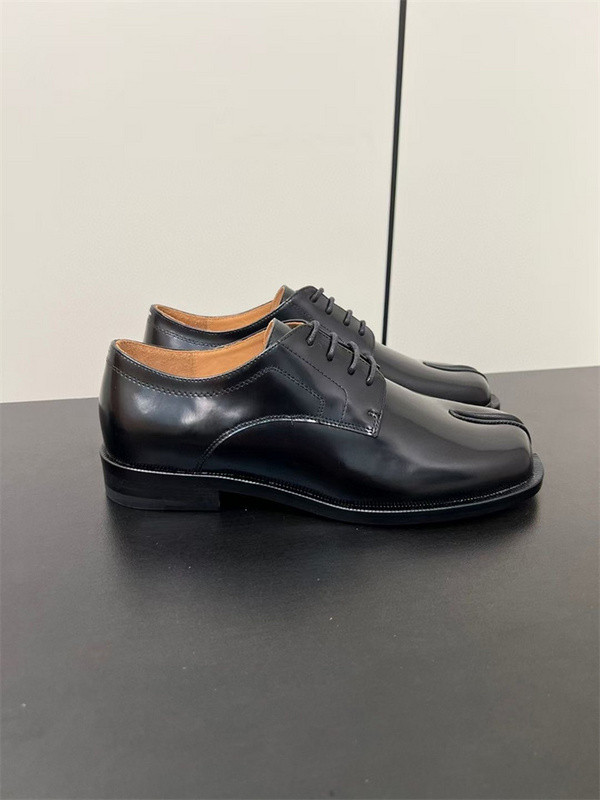 Maison Margiela Leather Shoes