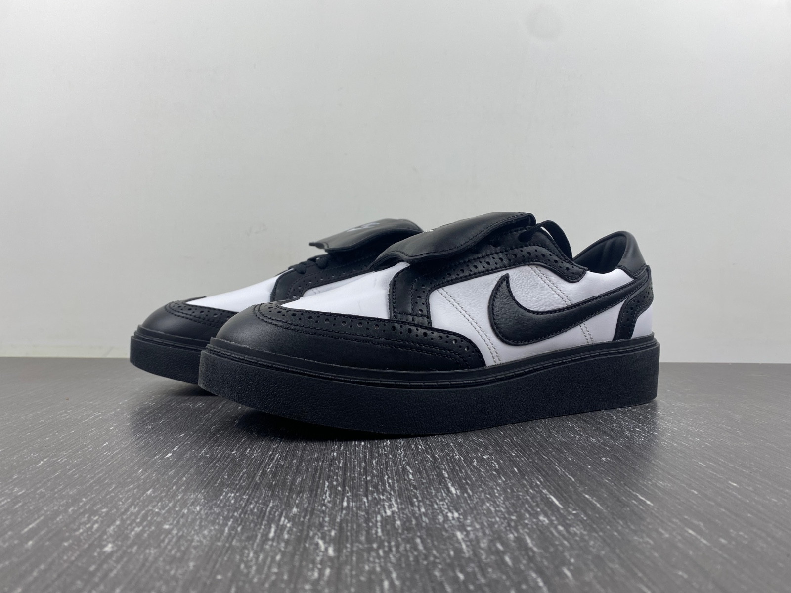 G-Dragon x Nike Kwondo 1 "Panda" DH2482-101