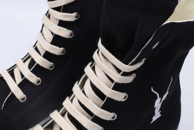 RICK 0WENS SNEAKERS