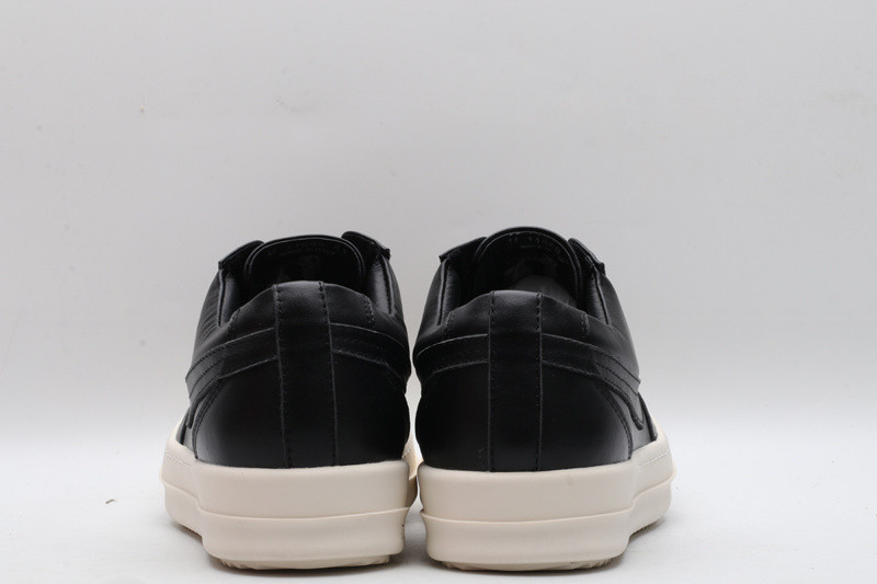 RICK 0WENS SNEAKERS